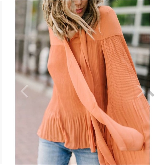 ILY COUTURE * Top with pleats and tie - Picture 2 of 8